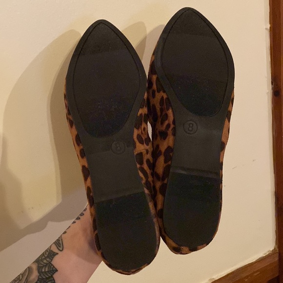 A New Day “Micah" Leopard Print Pointed Toe Closed Loafers - Picture 5 of 5